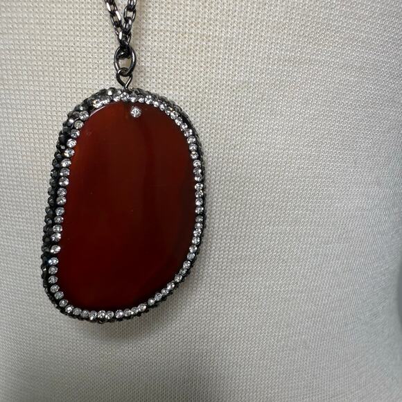 White House Black Market Fashion Necklace - Picture 4 of 6